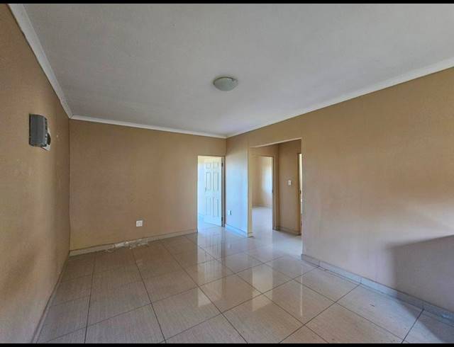 3 BEDROOM PROPERTY TO RENT IN LOTUSVILLE